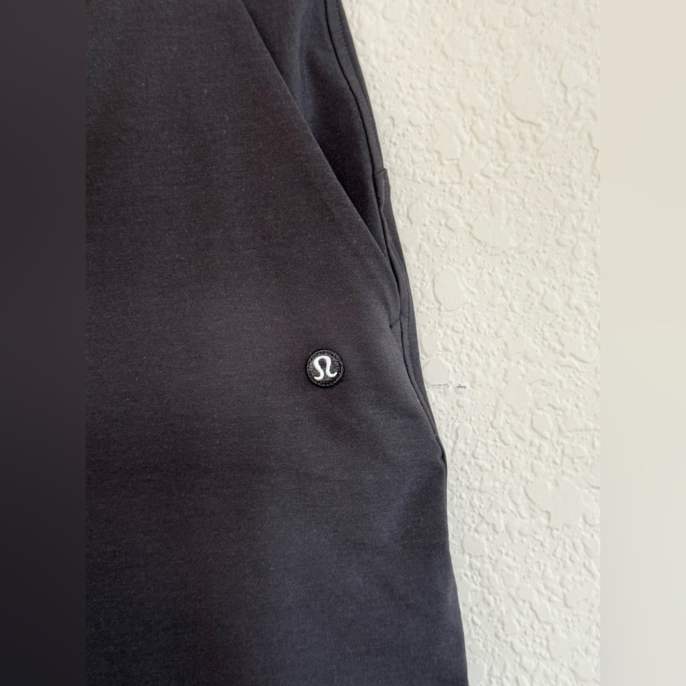 Lululemon Stretch Twill Golf Pant - Picture 5 of 9